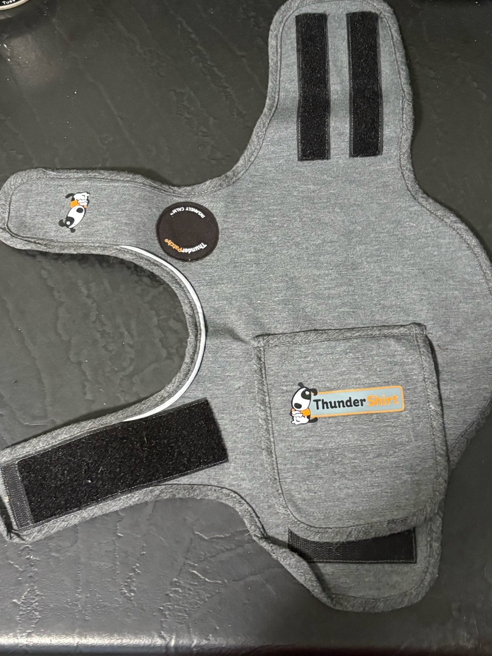 Thundershirt Gray Calming Dog Wrap with Hook-and-Loop Closures XS